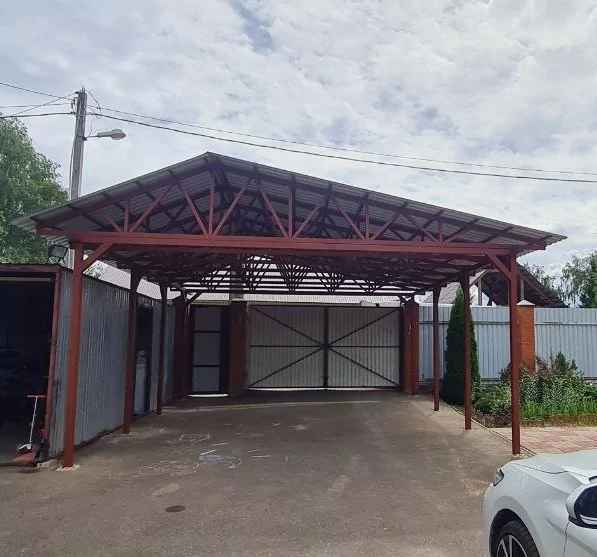 Навесы двухскатные со смещенным коньком